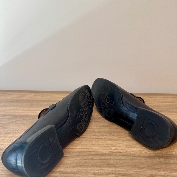 Salvatore Ferragamo Men's Gancini Bit Loafers – Black Textured Leather (Made in - Picture 5 of 5